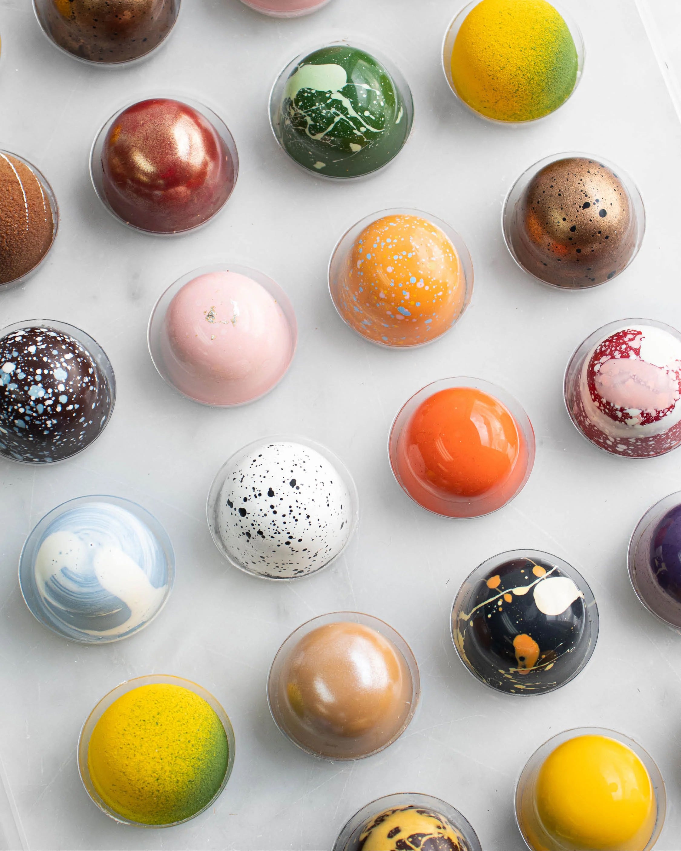BONBON SELECTION BOX - SIX PIECE