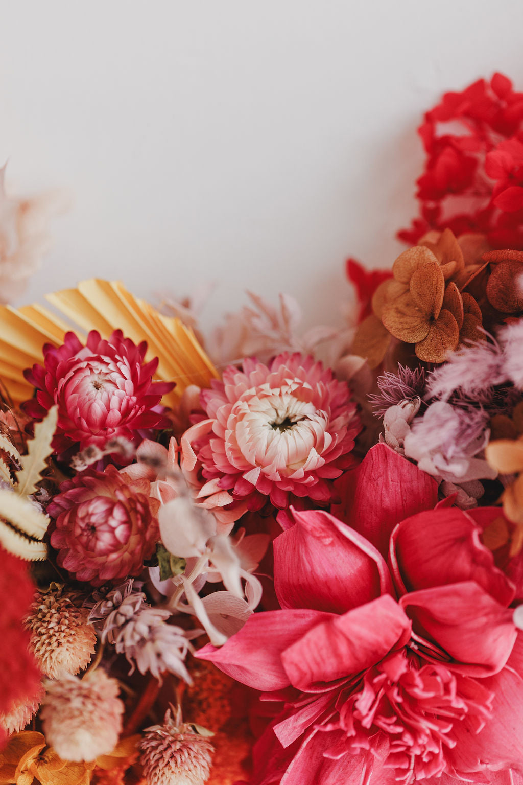 DRIED FLOWER WREATH - SIENNA